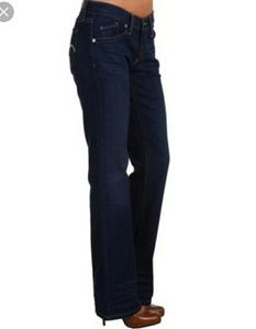 NWT blue Levi bootcut jeans EUC